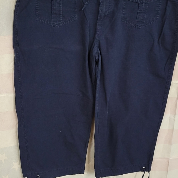 Carolina Plus Blues 18W Drawstring Capri Color Blue - Picture 6 of 6